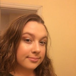 Meet your Posher, Laney